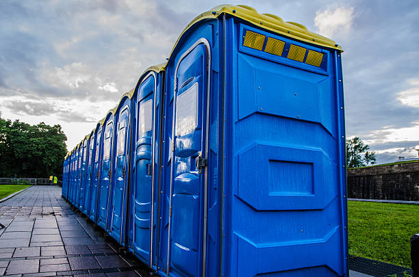 Best Affordable portable toilet rental  in Shively, KY
